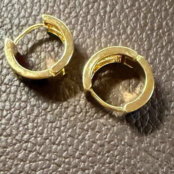 Huggie Style Cross Design Earrings - Picture 3 of 3